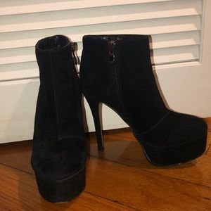 Black suede platform ankle boots size 4M